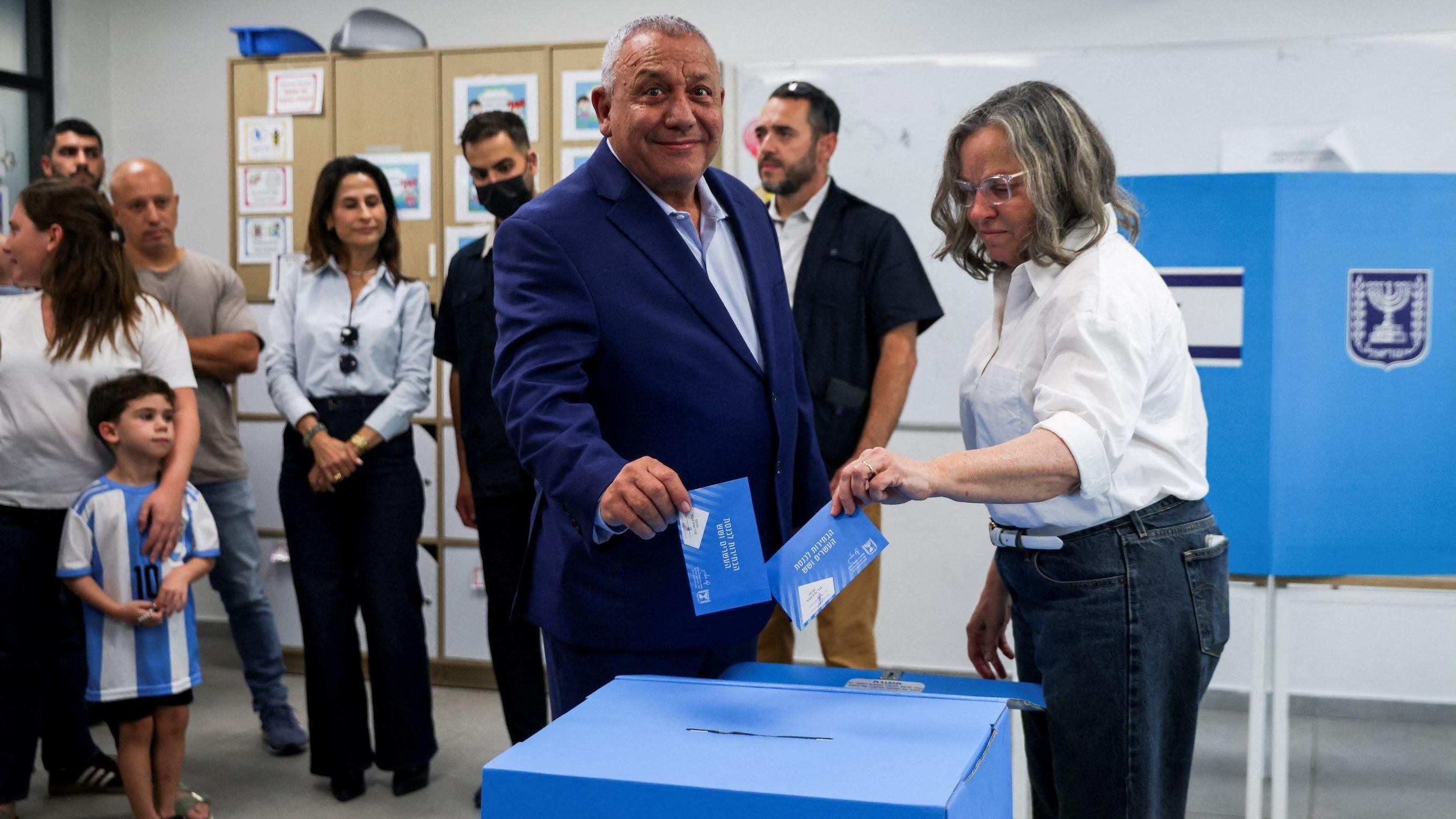 gadi ajzenkot
