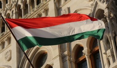 Gde je 24,5 miliona evra? Istražitelji pronašli prazan sef u kući bivšeg Orbanovog ministra