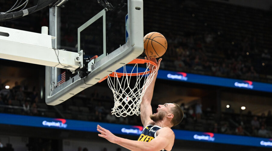 Na korak od rekorda: Nikola Jokić ostvario 200. tripl-dabl u regularnom delu NBA lige