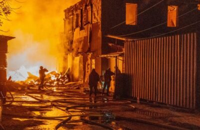 Pogođena tri grada, stradalo više desetina civila