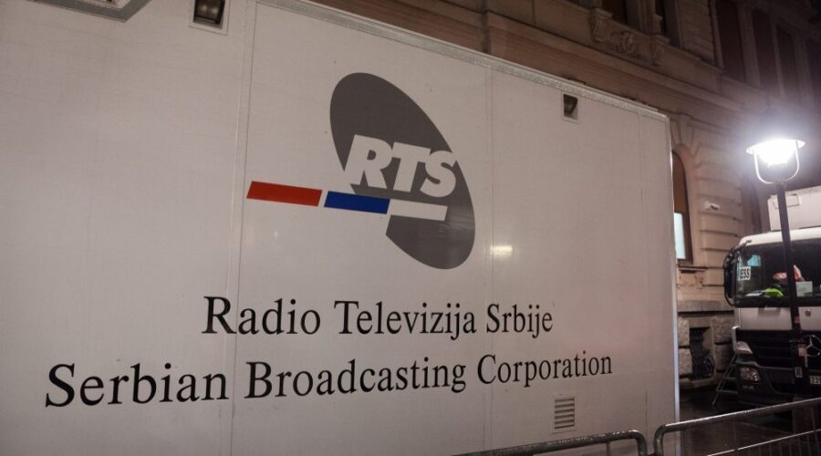 Smenjeni urednici Informativnog programa RTS, Uskoković tvrdi da nisu radili u skladu sa javnim interesom i novinarskom profesijom