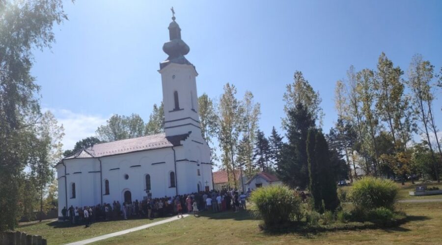 Drevna crkva u Lipnici kod Loznice duhovno okrepljenje i mesto saborovanja mnogih Jadrana (FOTO)