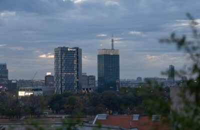 Vreme danas oblačno, ponegde sa kišom