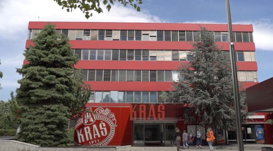 Kraš pronašao popunjeni album “Životinjsko carstvo” star skoro 40 ogdina i sada traži njegovog vlasnika