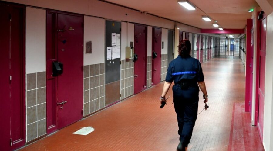 Pobuna u francuskom zatvoru, zatvorenici odbili da se vrate u ćelije