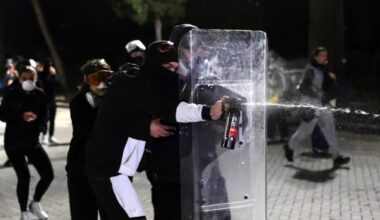 Edi Rama poziva na dijalog, demonstranti ne odustaju od ostavke