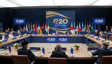 SAD odustale od grupne slike učesnika skupa G20 posle protivljenja Evropljana zbog Lavrova