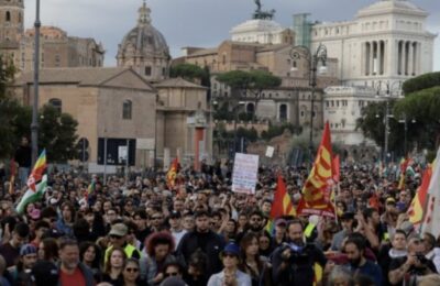 Preko 100.000 demonstranata u sukobu sa policijom