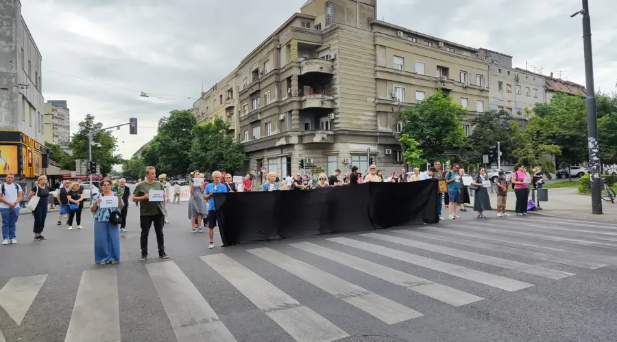 Studenti danas poslednji put organizuju 16 minuta tišine ispred Pravnog fakulteta u Beogradu