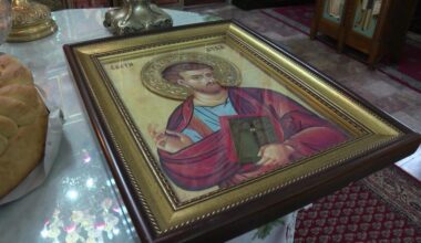Srpska pravoslavna crkva i vernici slave Svetog Luku
