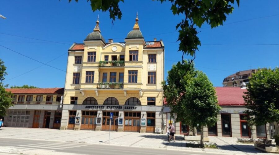 64. OKTOBARSKI LIKOVNI SALON: Konkurs Leskovačkog kulturng centra