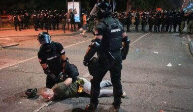 ADVOKATI DOSTUPNI 24 ČASA DNEVNO: Akademski krizni centar pozvao članove akademske zajednice da prijave ukoliko budu uhapšeni!