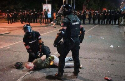ADVOKATI DOSTUPNI 24 ČASA DNEVNO: Akademski krizni centar pozvao članove akademske zajednice da prijave ukoliko budu uhapšeni!