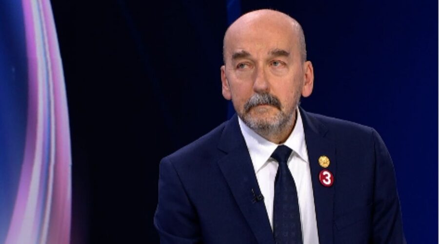 AKADEMIK SAIČIĆ: “Crkveni vrh odlikuje pedofile, a vladiku skida s trona jer je ugostio studente!”