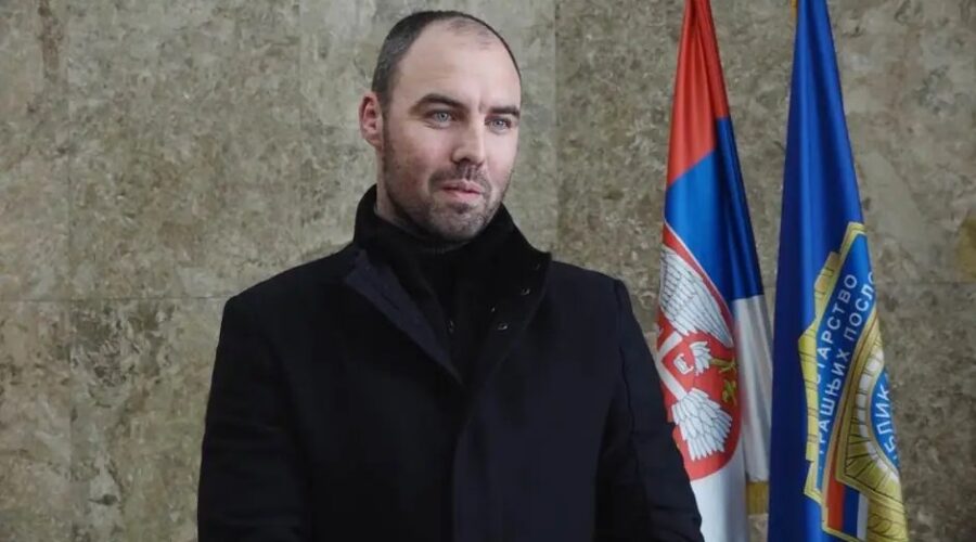 AKADEMIK SAIČIĆ O SENTI MLAĐEM: Milenković je bio spreman da nas zaštiti, a njemu su poručili „Prvi metak je za tebe“!