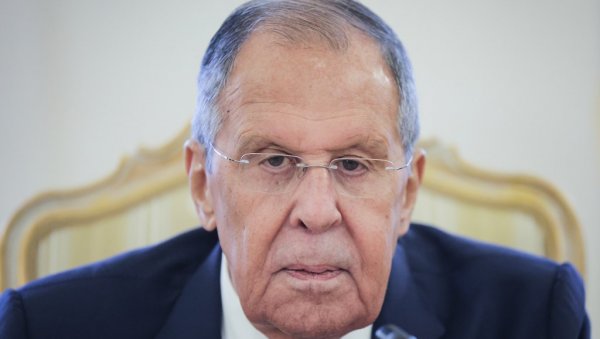 АКО ЈЕ НАТО ОДБРАМБЕНИ САВЕЗ, ЗАШТО НИЈЕ СПАСИО ЈУГОСЛАВИЈУ? Лавров оголио лицемерје Запада (ВИДЕО) АКО ЈЕ НАТО ОДБРАМБЕНИ САВЕЗ, ЗАШТО НИЈЕ СПАСИО ЈУГОСЛАВИЈУ? Лавров оголио лицемерје Запада (ВИДЕО)