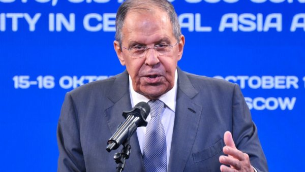 ЛАВРОВ УПЕРИО ПРСТ КА АГРЕСОРИМА: Запалили сте цео Блиски исток нападом на Иран!