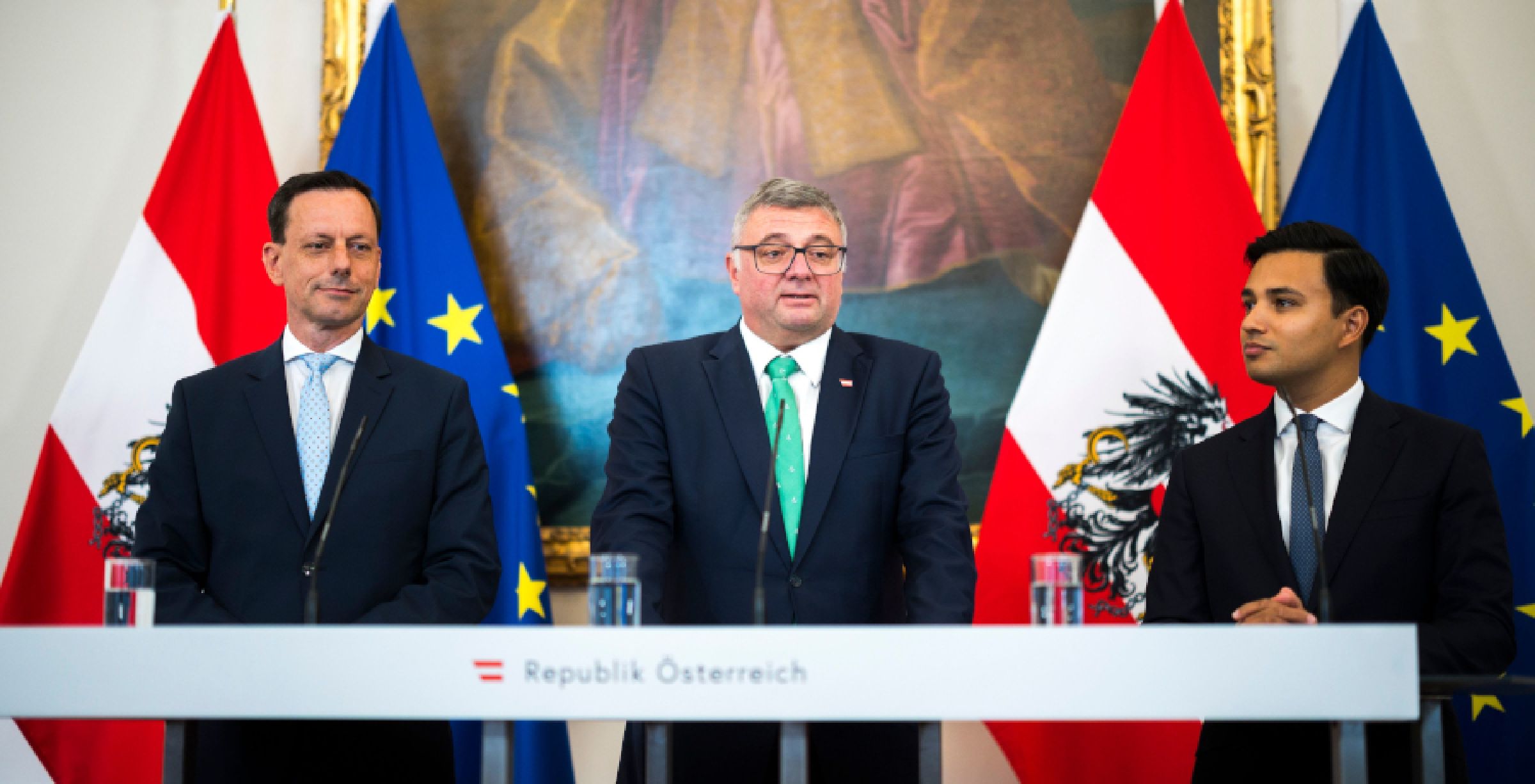 austrija-odlaze-duzi-vojni-rok:-koalicija-se-spori-oko-devet-meseci-sluzbe austrija-odlaze-duzi-vojni-rok:-koalicija-se-spori-oko-devet-meseci-sluzbe