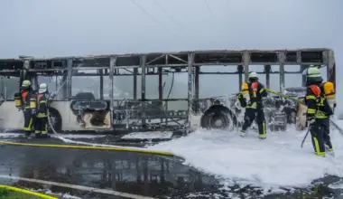 Autobus pun đaka izgoreo u Nemačkoj: Evakuisano više od 30 učenika | Srpska dijaspora