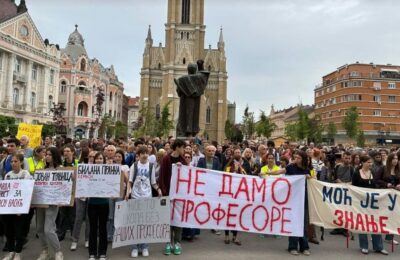BIA PRISLUŠKIVALA I MALOLETNE UČENIKE?! Akademski plenum traži odgovore zbog đaka Jovine gimnazije!