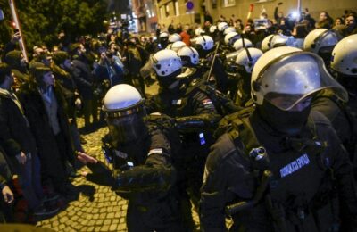 BIVŠI ČELNICI BIA, POLICIJE I VBA POSLALI PORUKU KOLEGAMA: „Budite na strani Ustava i zakona, a ne političke volje!“