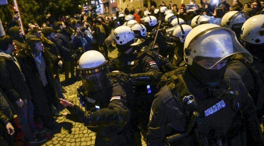 BIVŠI ČELNICI BIA, POLICIJE I VBA POSLALI PORUKU KOLEGAMA: „Budite na strani Ustava i zakona, a ne političke volje!“