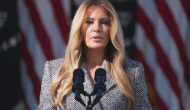Bela kuća: Melanija Tramp posredovala za primirje u gradu u Ukrajini da bi se evakuisali civili