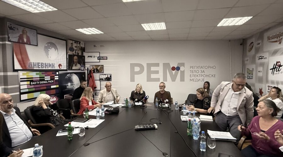 Četiri člana Saveta: REM je usred izborne kampanje otet od strane vlasti, zahtevamo krivičnu odgovornost