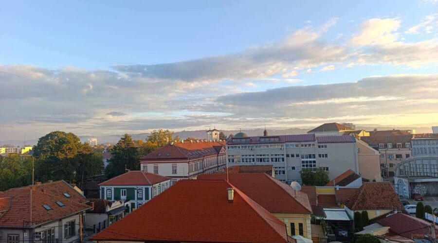 Danas oblačno i svežije sa kišom, temperatura do 23 stepena