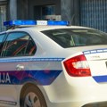 Deo centra Beograda zatvoren za saobraćaj: Zgrada RIK-a ograđena metalnim ogradama