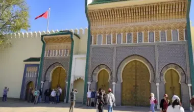 Diplomate napuštaju Saudi Arabiju – Naslovi.net