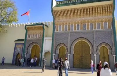 Diplomate napuštaju Saudi Arabiju – Naslovi.net