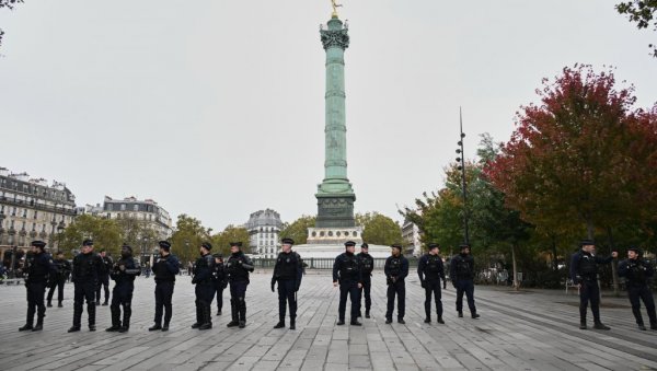 ПОЧЕЛИ ПРОТЕСТИ У ПАРИЗУ Нуњез: До 13 часова 135 хапшења широм Француске ПОЧЕЛИ ПРОТЕСТИ У ПАРИЗУ Нуњез: До 13 часова 135 хапшења широм Француске