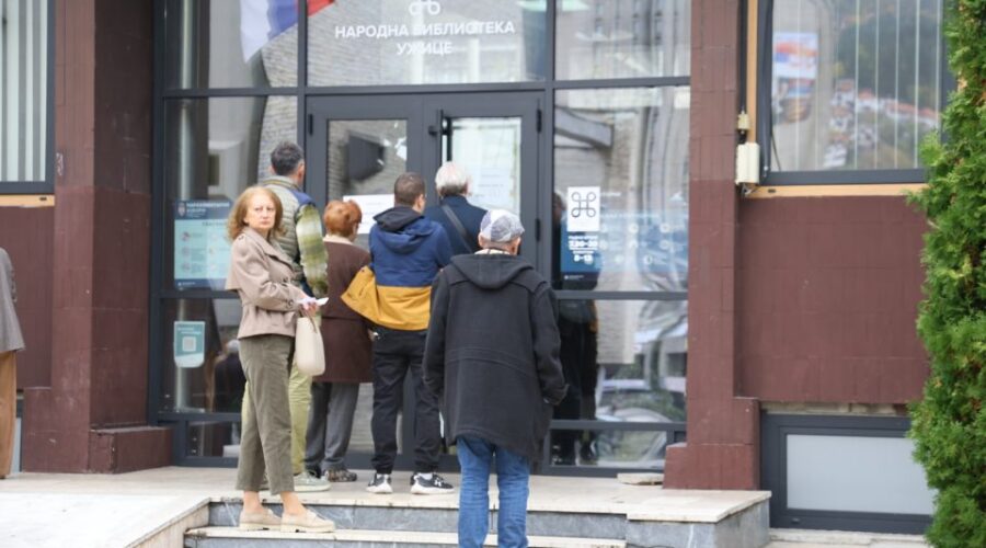 Do 19 časova glasalo 76,6 odsto birača u Užicu