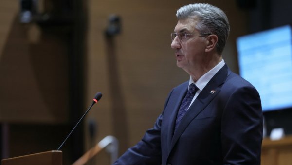 ГДЕ ГОД ЗАГРЕБЕМО, ИСПАДНЕ НЕКО СМЕЋЕ: Драматично у Хрватском сабору, Пленковић на мети прозивки ГДЕ ГОД ЗАГРЕБЕМО, ИСПАДНЕ НЕКО СМЕЋЕ: Драматично у Хрватском сабору, Пленковић на мети прозивки