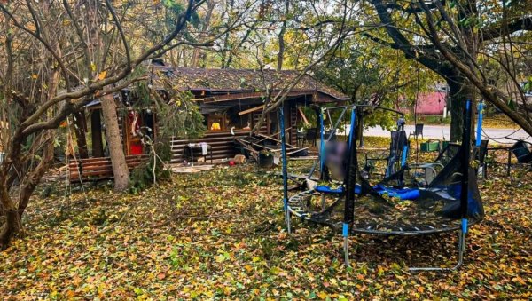 ТУГА У УКРАЈИНИ: Дрон ударио у парк, међу погинулима мајка и једногодишња ћерка