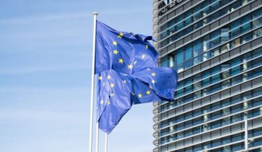 EU POKREĆE NADZOR ARKTIKA IZ SVEMIRA: Rusija i Amerika u fokusu nove strategije Brisela