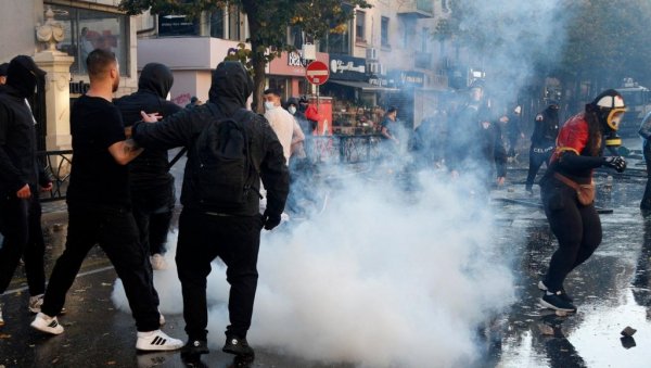 НЕЗАДОВОЉСТВО У АЛБАНИЈИ НЕ ЈЕЊАВА, ПРОТЕСТИ У ПУНОМ ЈЕКУ: Рама поново позвао на дијалог НЕЗАДОВОЉСТВО У АЛБАНИЈИ НЕ ЈЕЊАВА, ПРОТЕСТИ У ПУНОМ ЈЕКУ: Рама поново позвао на дијалог