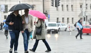 Evo u koliko sati sutra počinju pljuskovi u Srbiji i kada prestaju: Vremenska prognoza za 30 dana otkriva da li nas očekuje ledeno vreme