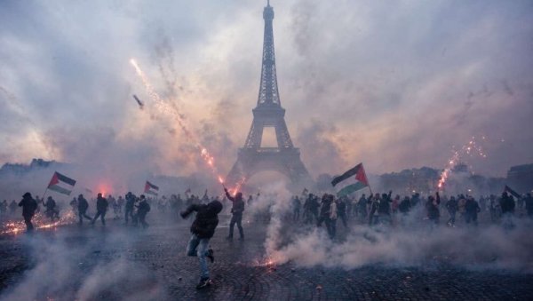 БУДИТЕ ОПРЕЗНИ И ИЗБЕГАВАЈТЕ ОКУПЉАЊА: Европске земље упозориле своје грађане који путују у Француску
