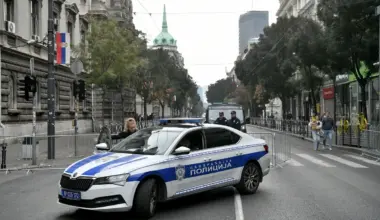 FOTO Zaštitne ograde i policijski automobili: Pogledajte kako izgledaju ulice oko RIK-a koje su blokirane jutros