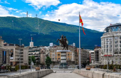 FRKA U MAKEDONIJI: Opozicija traži od premijera i guvernera da objasne transfer 50 miliona evra iz Srbije, preko Alta banke!