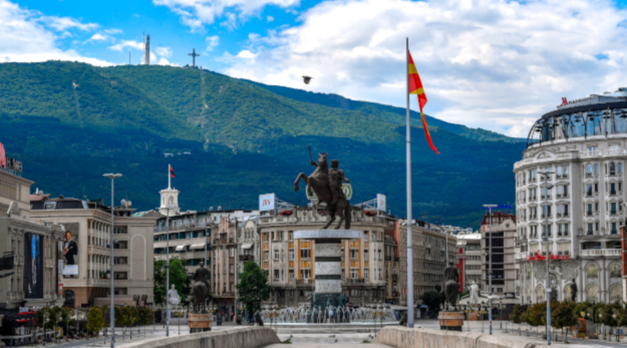 FRKA U MAKEDONIJI: Opozicija traži od premijera i guvernera da objasne transfer 50 miliona evra iz Srbije, preko Alta banke!