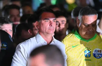 Flavio Bolsonaro pobegao u SAD posle poraza na izborima: Brazil mu poništio pasoše, istražuje se pranje novca