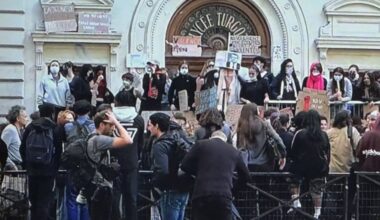 Francuska vlada namerava da roditeljima ispostavi račun za štetu nastalu na protestima