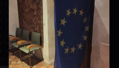 Francuski političar nazvao zastavu EU krpom za pranje posuđa