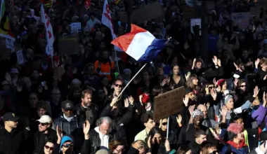 Francuski sindikati srednjoškolaca i studenata pozvali na blokadu obrazovnih ustanova