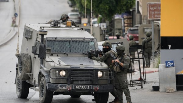 НОВИ УДАР ИЗРАЕЛА НА ЈУГУ ЛИБАНА: Гранатирано седам градова, експлозије потресле погранично подручје
