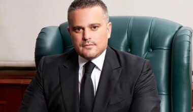 KO JE DAVOR MACURA, VLASNIK ALTA BANKE KOJOJ JE NBS ODUZELA DOZVOLU ZA RAD? Povezan sa SNS-om, ima široku mrežu poslova u Srbiji!