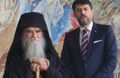 KONZUL ODAO POŠTU MITROPOLITU: “Njegov primer vere, hrabrosti, mudrosti i istrajnosti ostaje nam putokaz!”